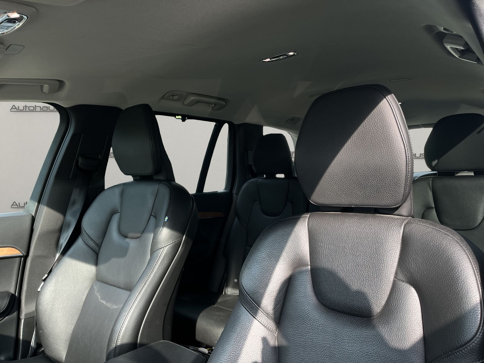 Volvo XC90 Plus Bright 8G Recharge Plug-In Hybrid AWD