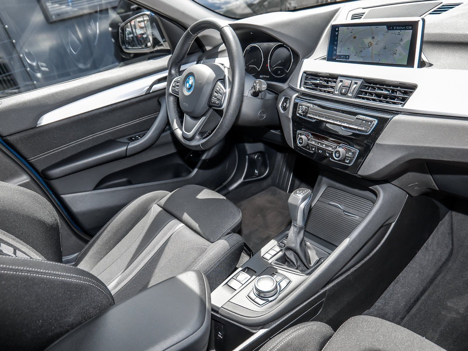 BMW X1 xDrive25e Advantage - Samsaru's Car Outlet