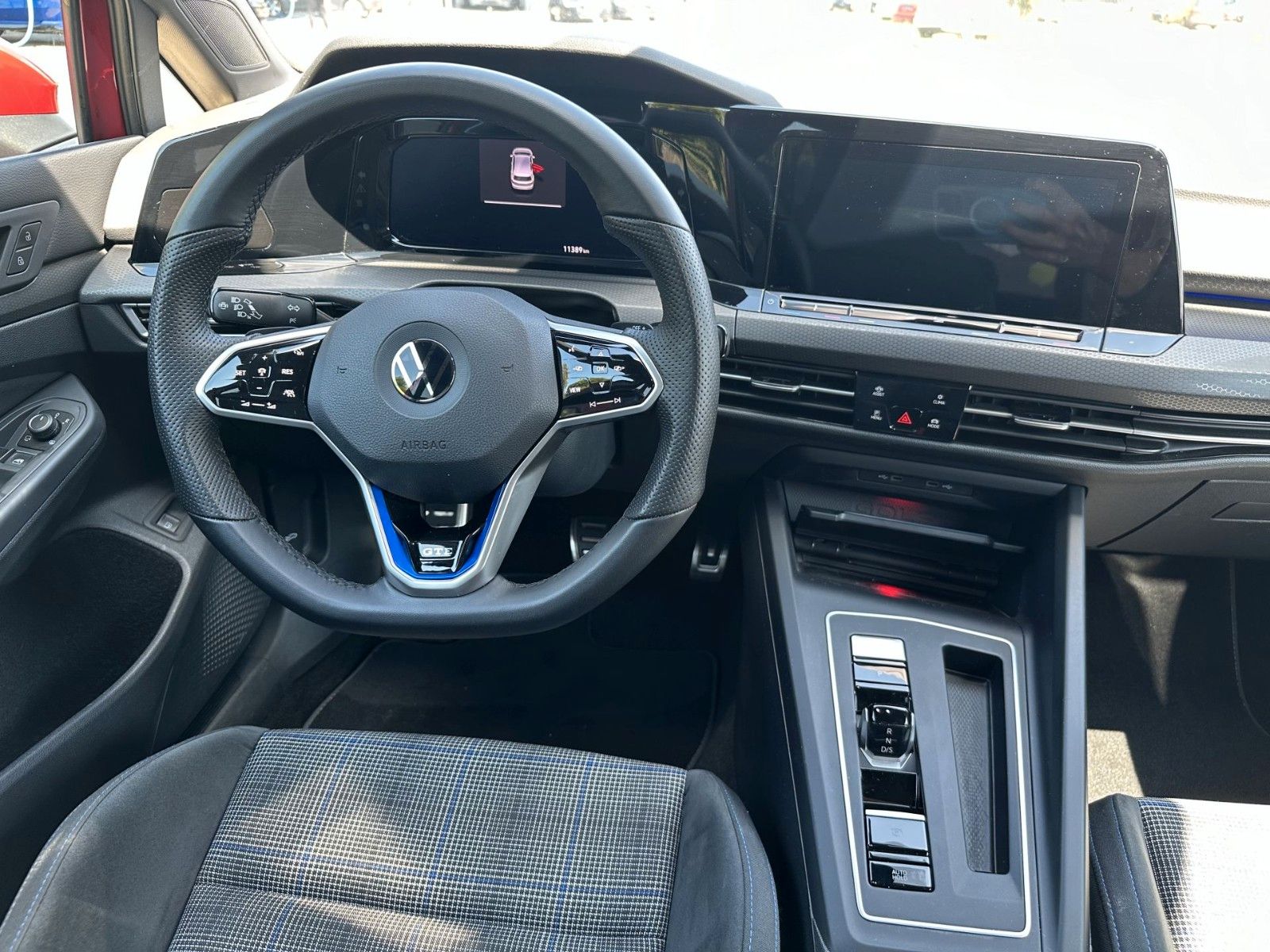 Volkswagen Golf VIII 1.4 GTE eHybrid - Samsaru's Car Outlet