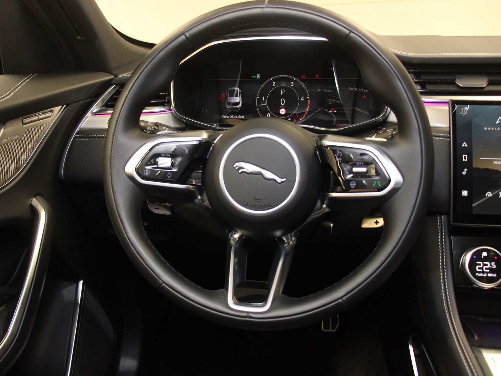 Jaguar F-Pace D300 AWD R-Dynamic SE inkl. Winterkomplet