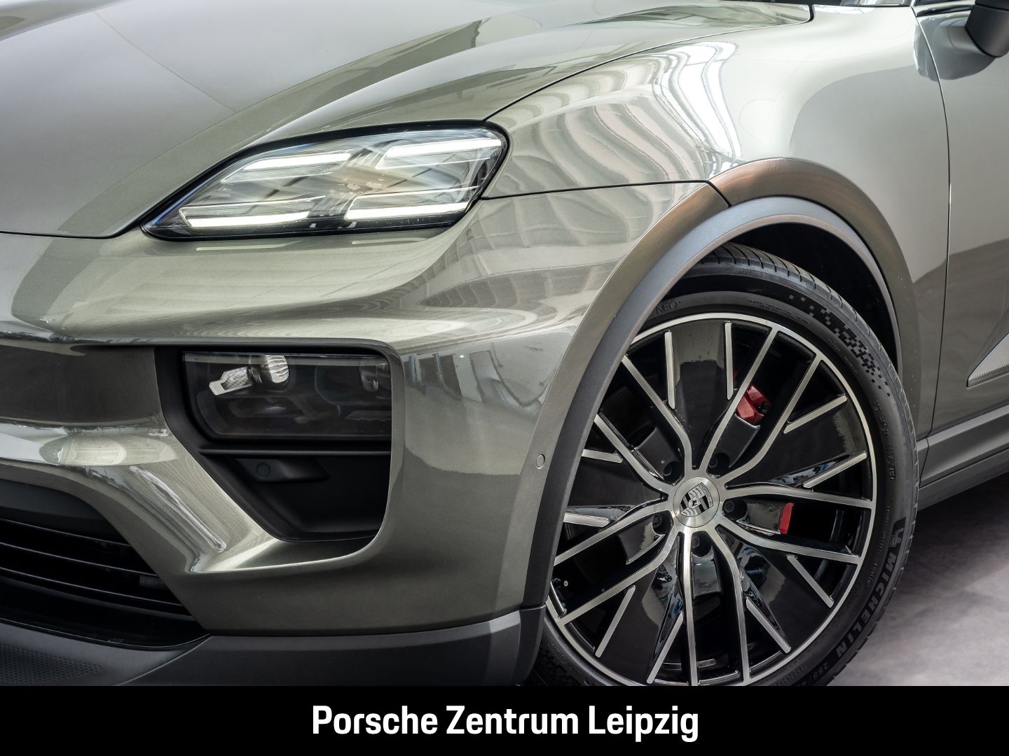 Porsche Macan 4S Vollleder Inno Luft HA-Lenkung AR-HUD B