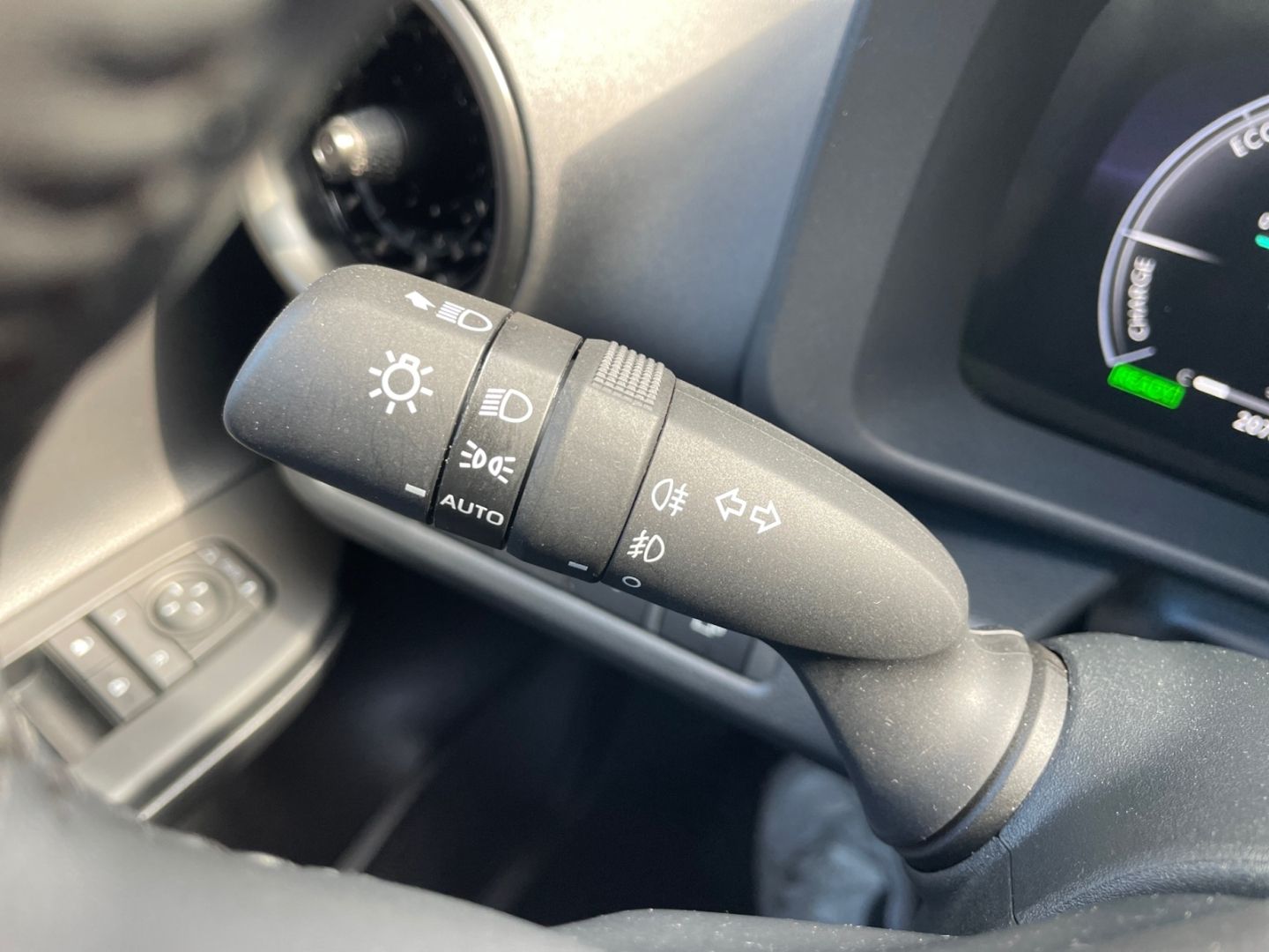 Toyota C-HR 1.8 Hybrid Team D *LED*el. Heck*ACC*CAM*SHZ