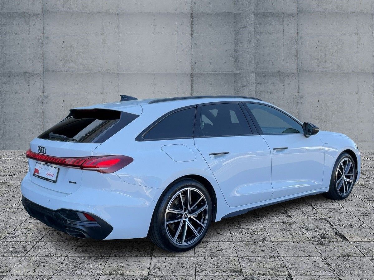 Audi A5 Avant e-hybrid 220kW S-LINE MATRIX+NAVI+ACC