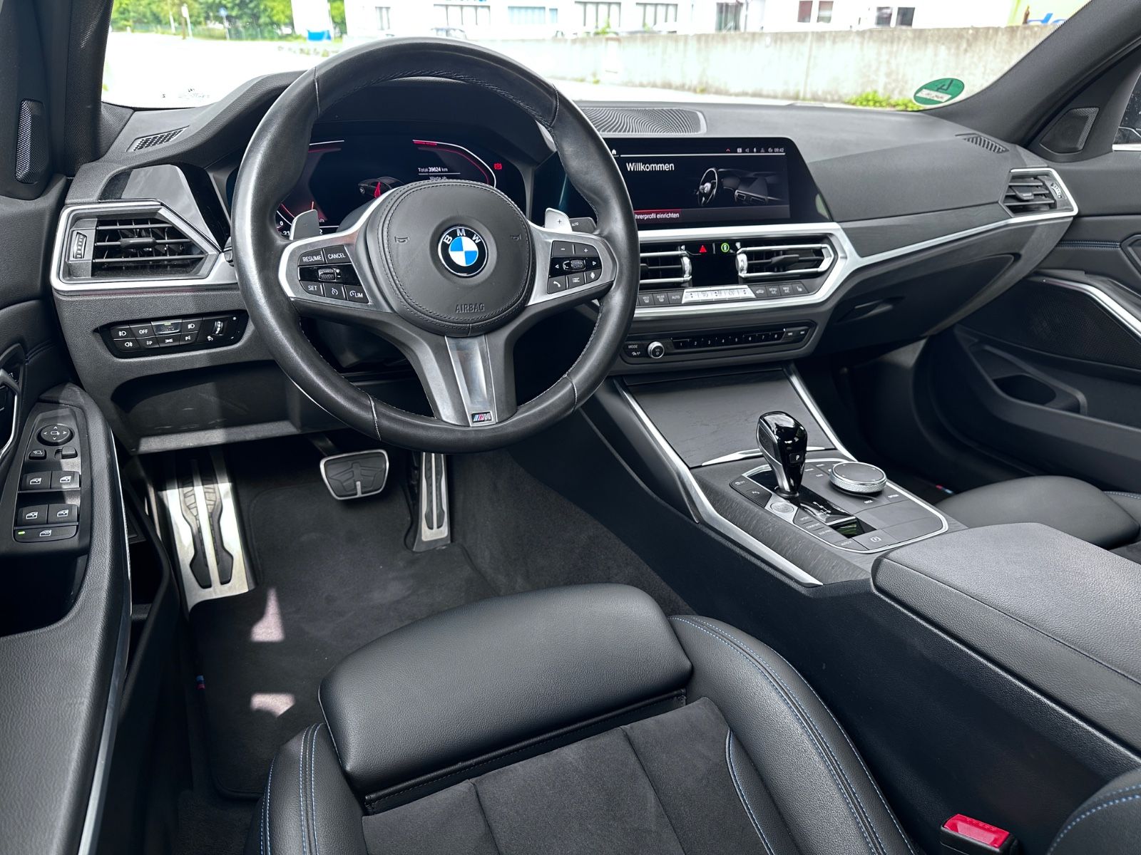 BMW 3 Lim. 320 d M Sport - Samsaru's Car Outlet