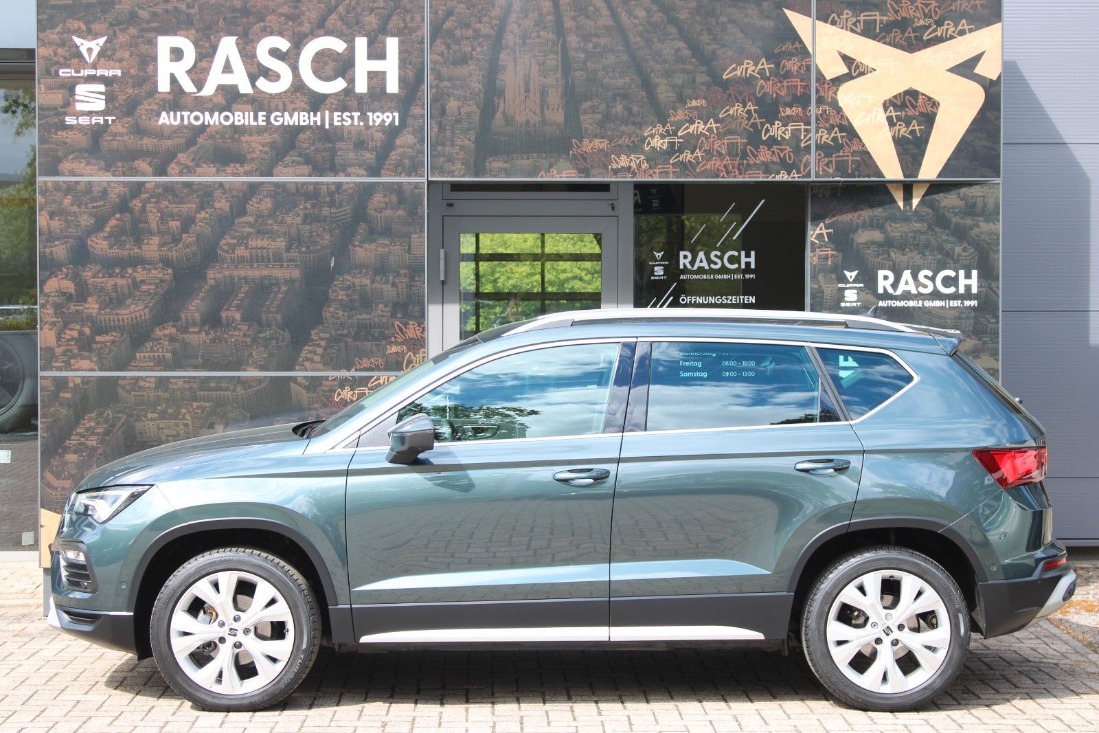 Seat Ateca 1.5 TSI DSG+BEATS+ACC+LED+RFK+KESSY+SHZ+++