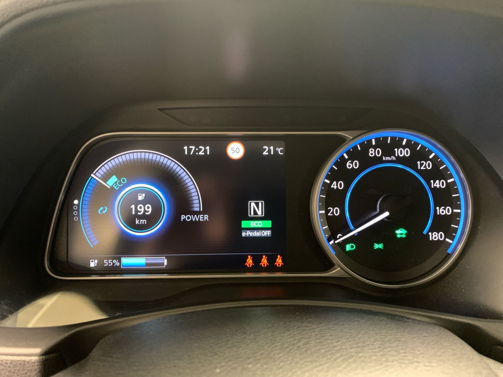 Nissan Leaf 62 kWh e+ Tekna - Samsaru's Car Outlet