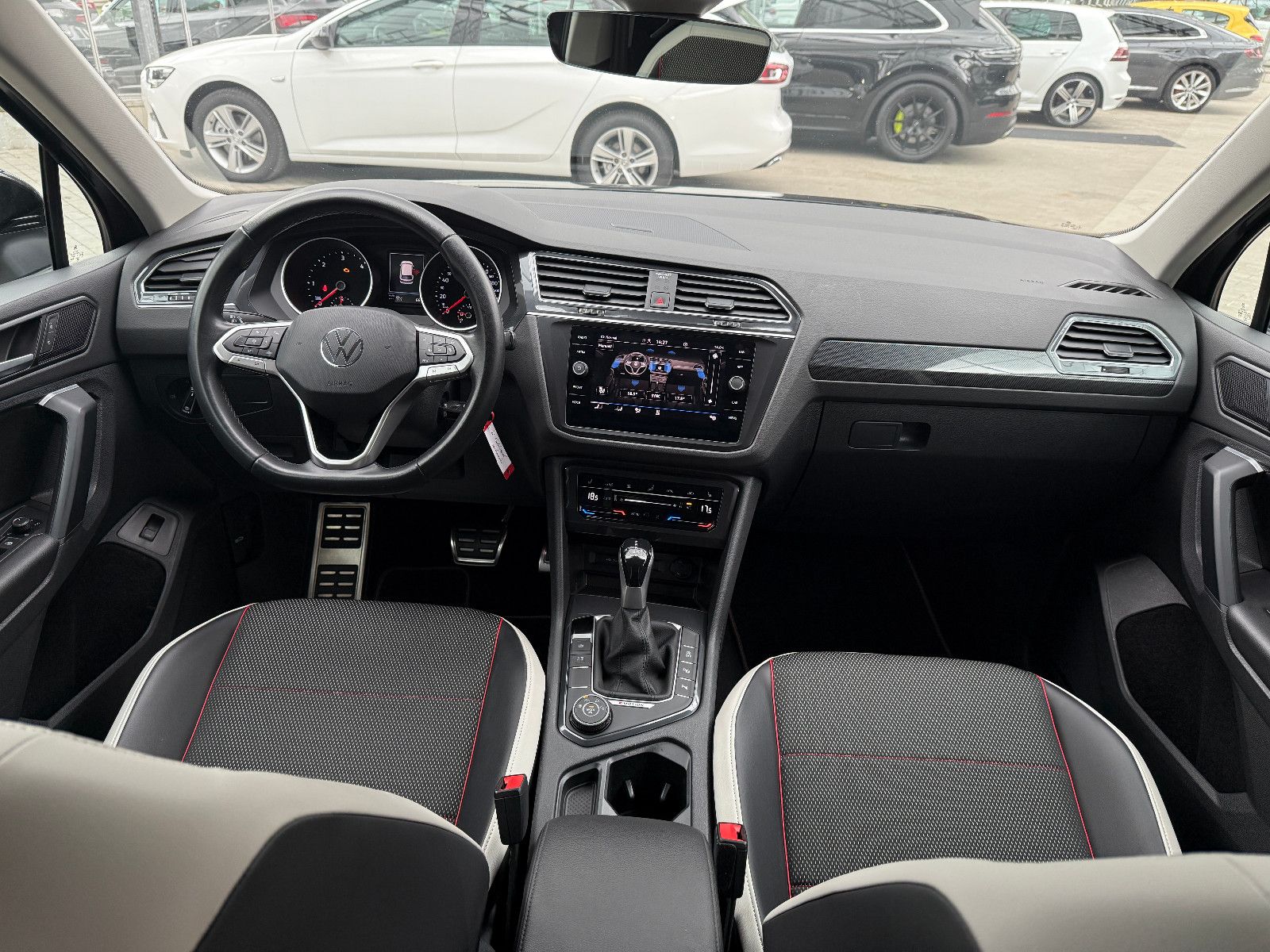 Volkswagen Tiguan TDI DSG 4m Urban Sport - Samsaru's Car Outlet