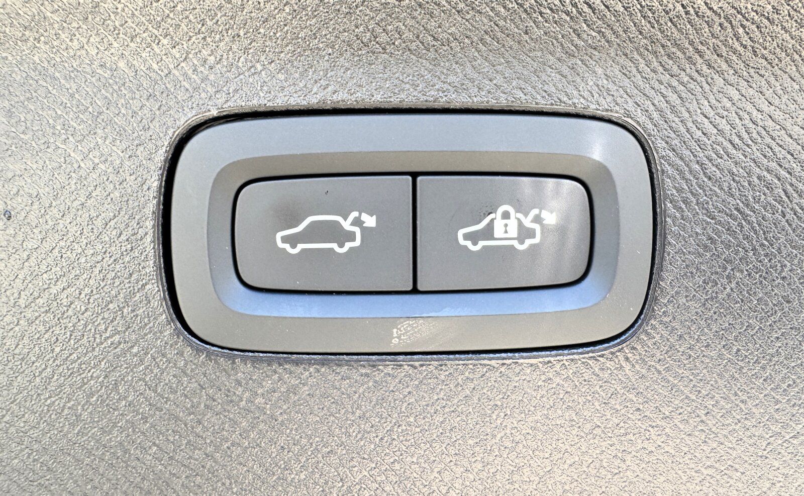 Volvo XC90 T8 Facelift Ultra Bright AHK|PANO|