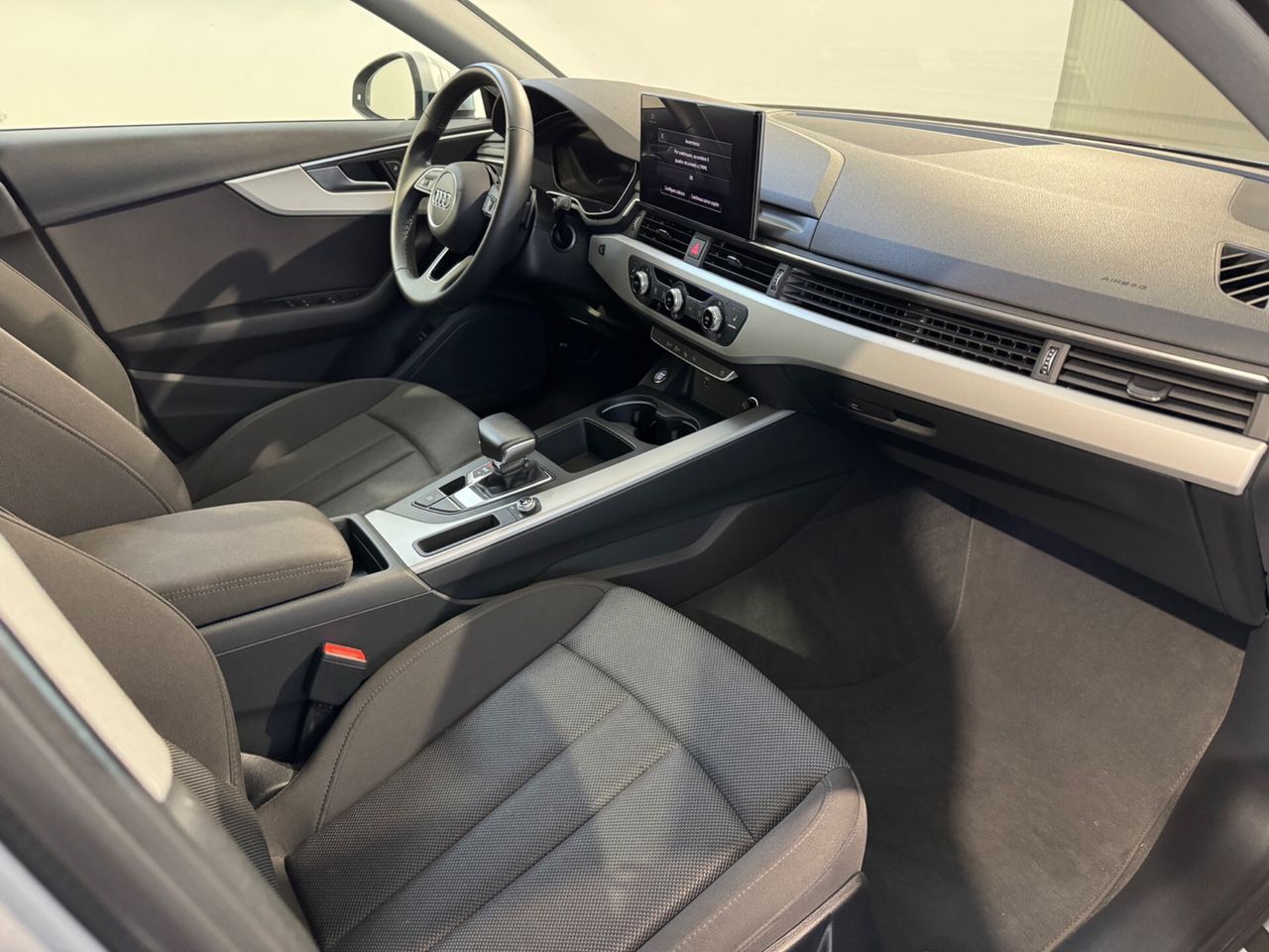 Audi A4 35 TDI S tronic Business Advanced - Samsaru's Car Outlet