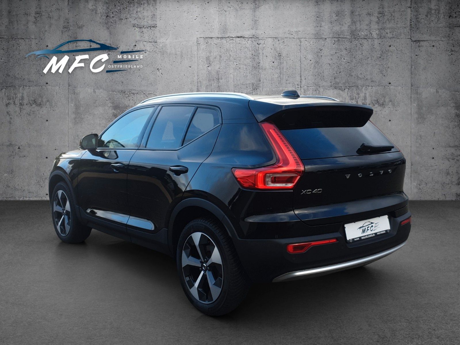 Volvo XC40 Core LED, WiPa, AHK, Alu, Allwetter