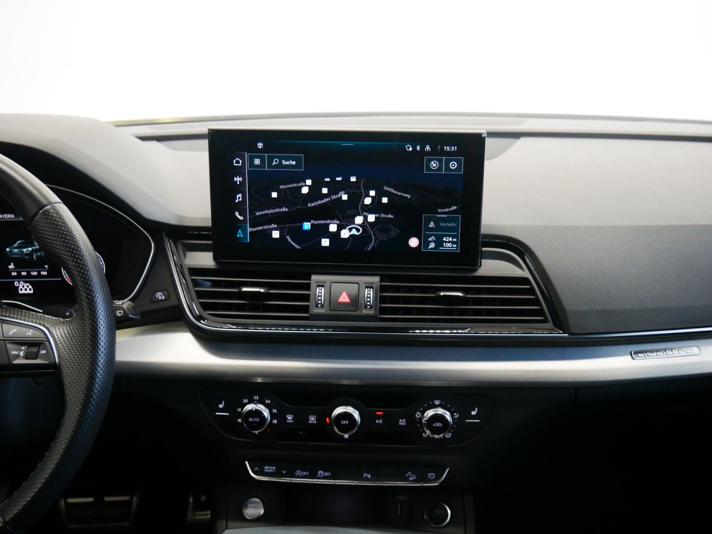 Audi Q5 40 TDI quattro S line - Samsaru's Car Outlet