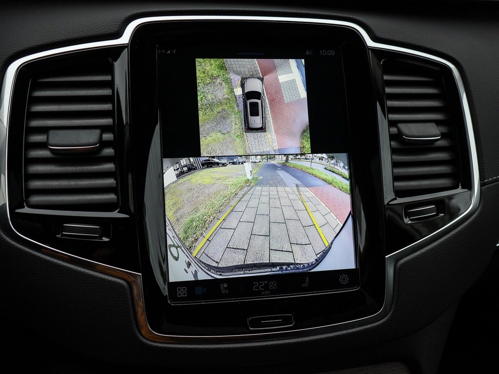 Volvo XC90 T8 Recharge AWD Ultra Dark NP:105.050,-//AH