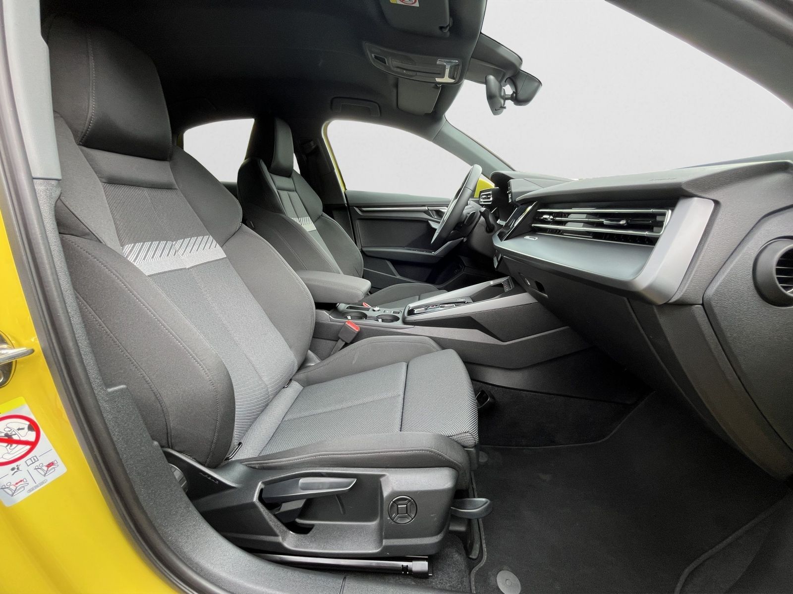Audi A3 Limousine S line 30 TFSI S-TRONIC - Samsaru's Car Outlet