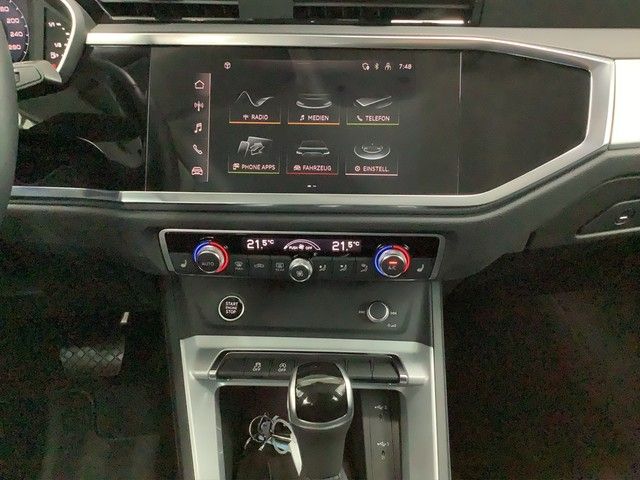 Audi Q3 45TFSI quattro Advanced - Samsaru's Car Outlet