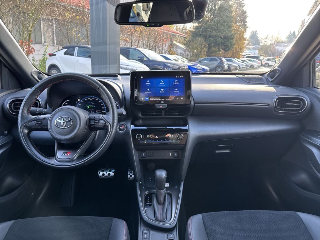 Toyota Yaris Cross Hybrid 1.5 VVT-i GR Sport JBL LED