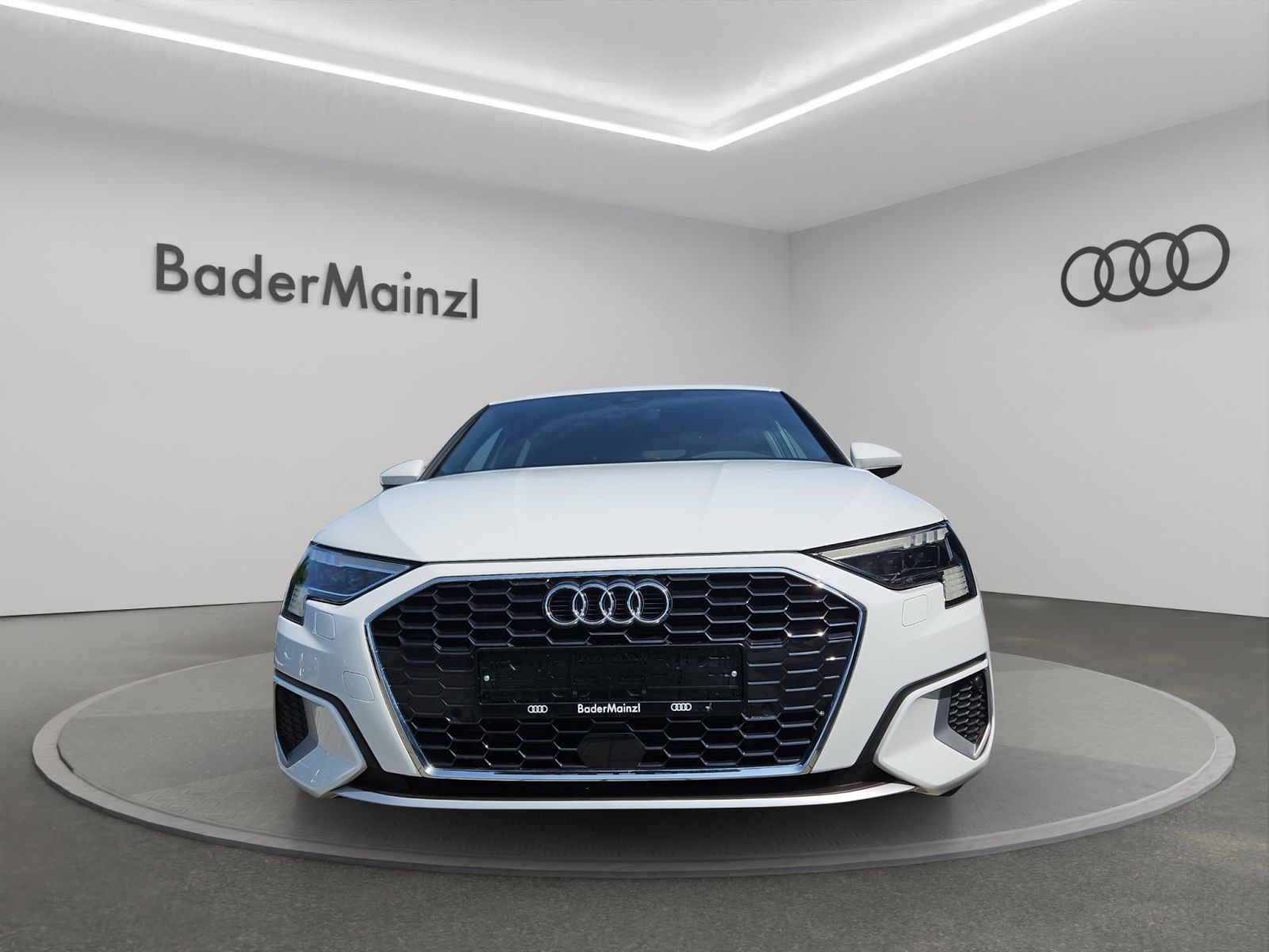 Audi A3 Sportback 30 TFSI - Samsaru's Car Outlet