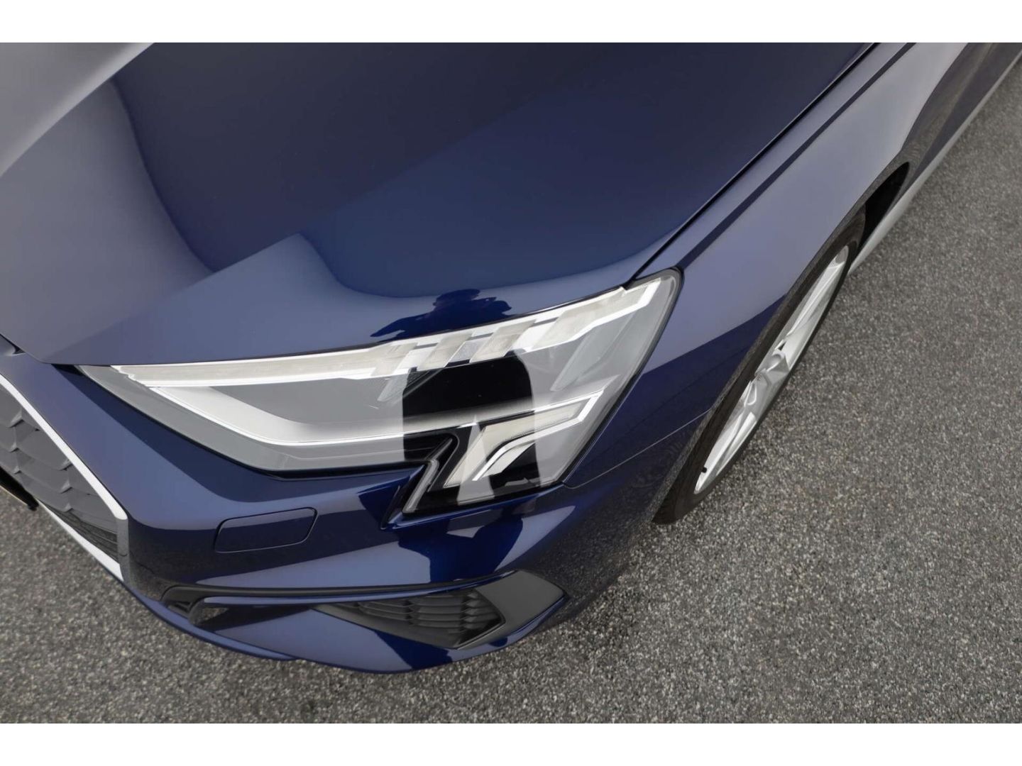 Audi A3 Sportback 35 TFSI S line - Samsaru's Car Outlet