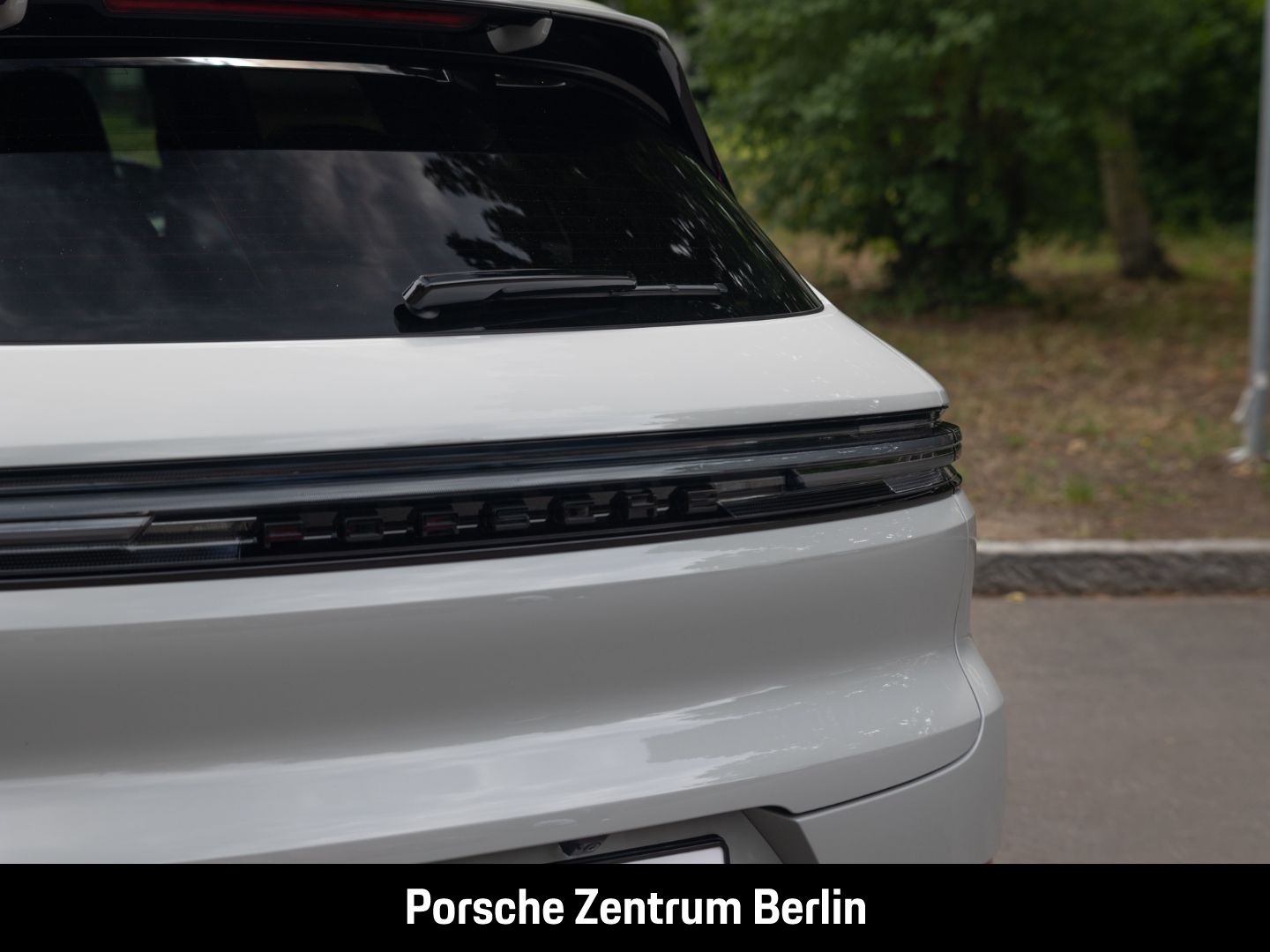 Porsche Cayenne E-Hybrid BOSE InnoDrive Panoramadach LED