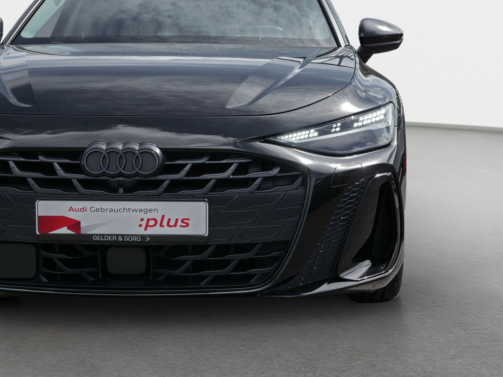 Audi A6 Avant 55 TFSI qu. S line Matrix*B&O*AHK*Pano