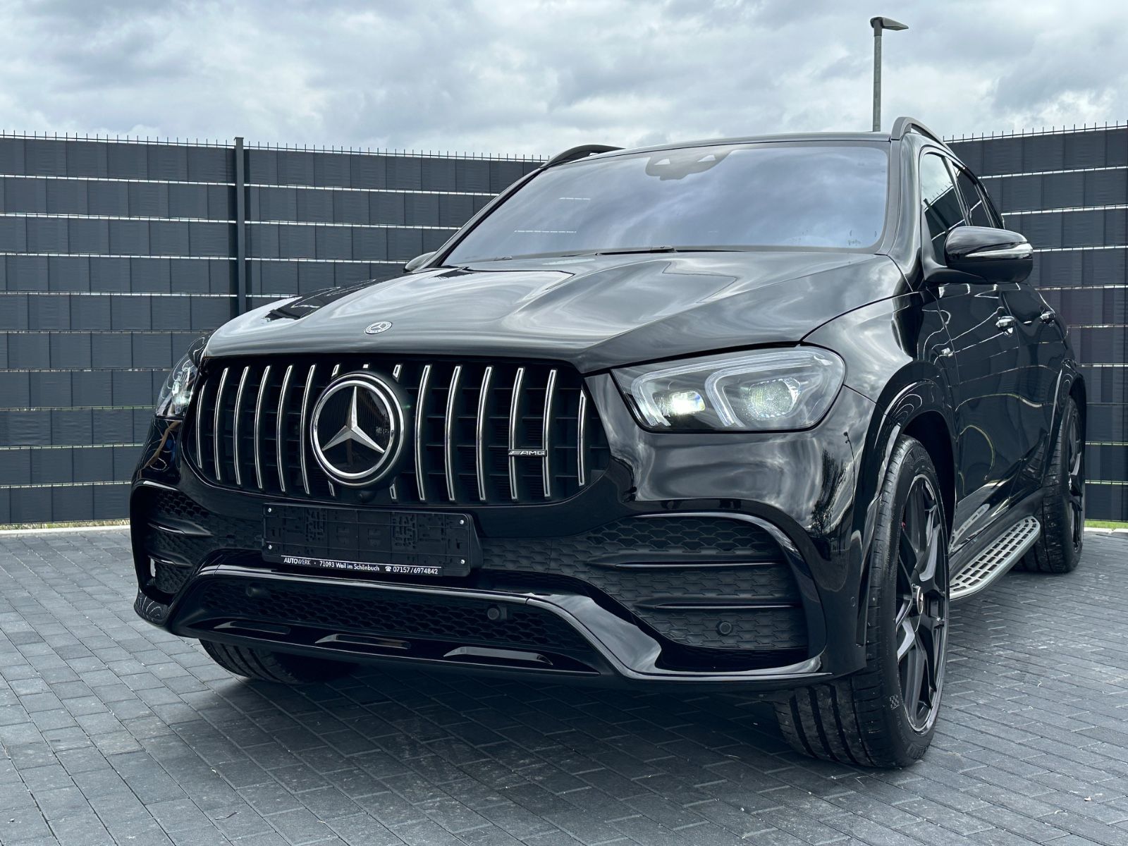 Mercedes-Benz GLE 53 AMG 4M+*9G*DISTR*STHZ*WIDE*TV*7-SITZE*LED