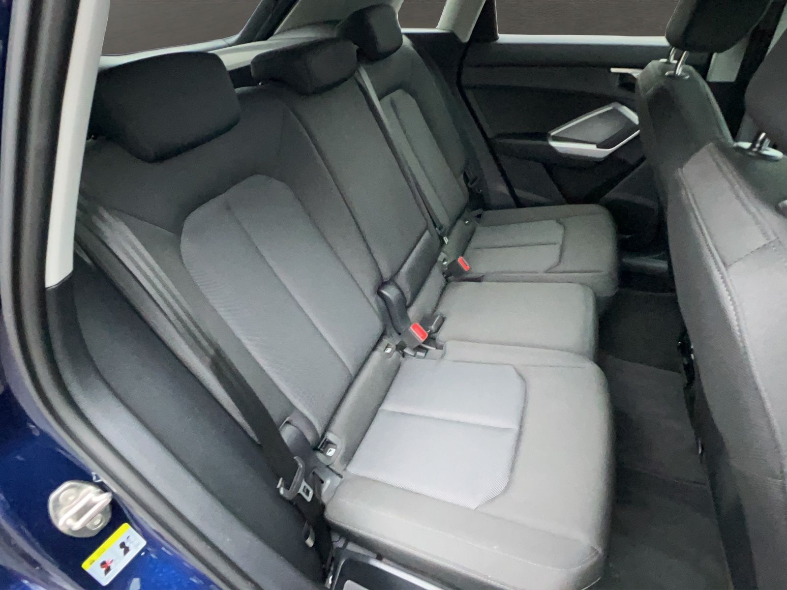 Audi Q3 40 TFSI qu S-tronic - Samsaru's Car Outlet