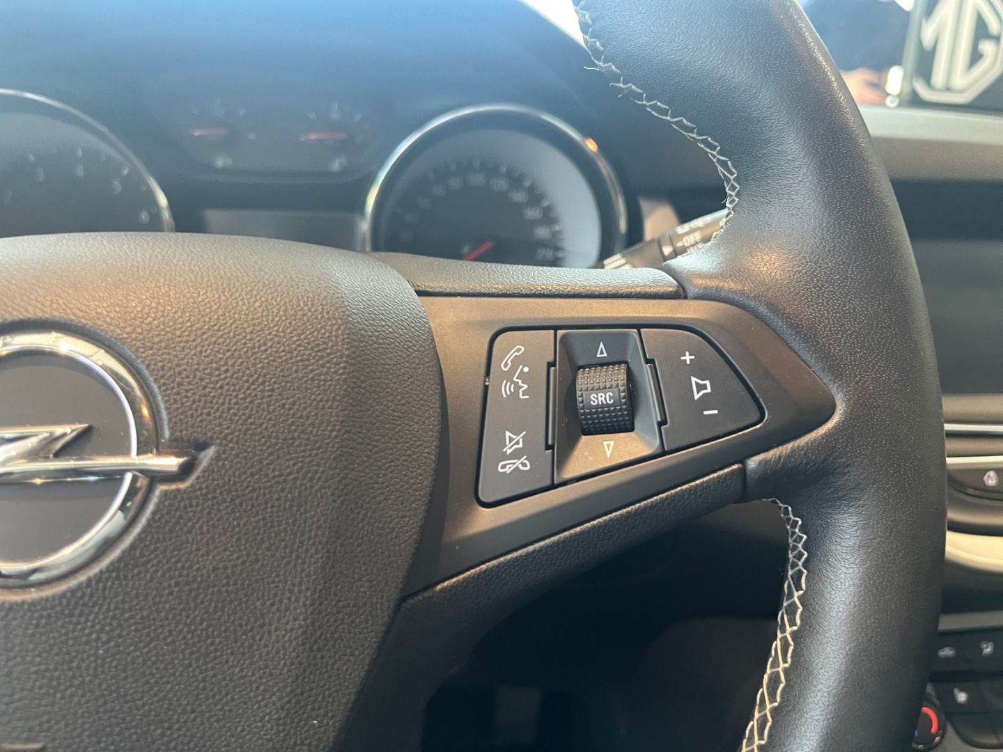 Opel Astra 1.2 Turbo ST Edition - Samsaru's Car Outlet