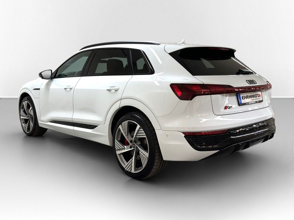 Audi Q8 S line 55 e-tron quattro AHK*NAVI*SHZ*MATRIX*