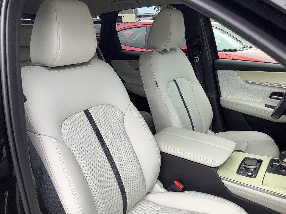 Mazda CX-60 2.5 PHEV Takumi 3 Zusatzpakete AHk schwenk