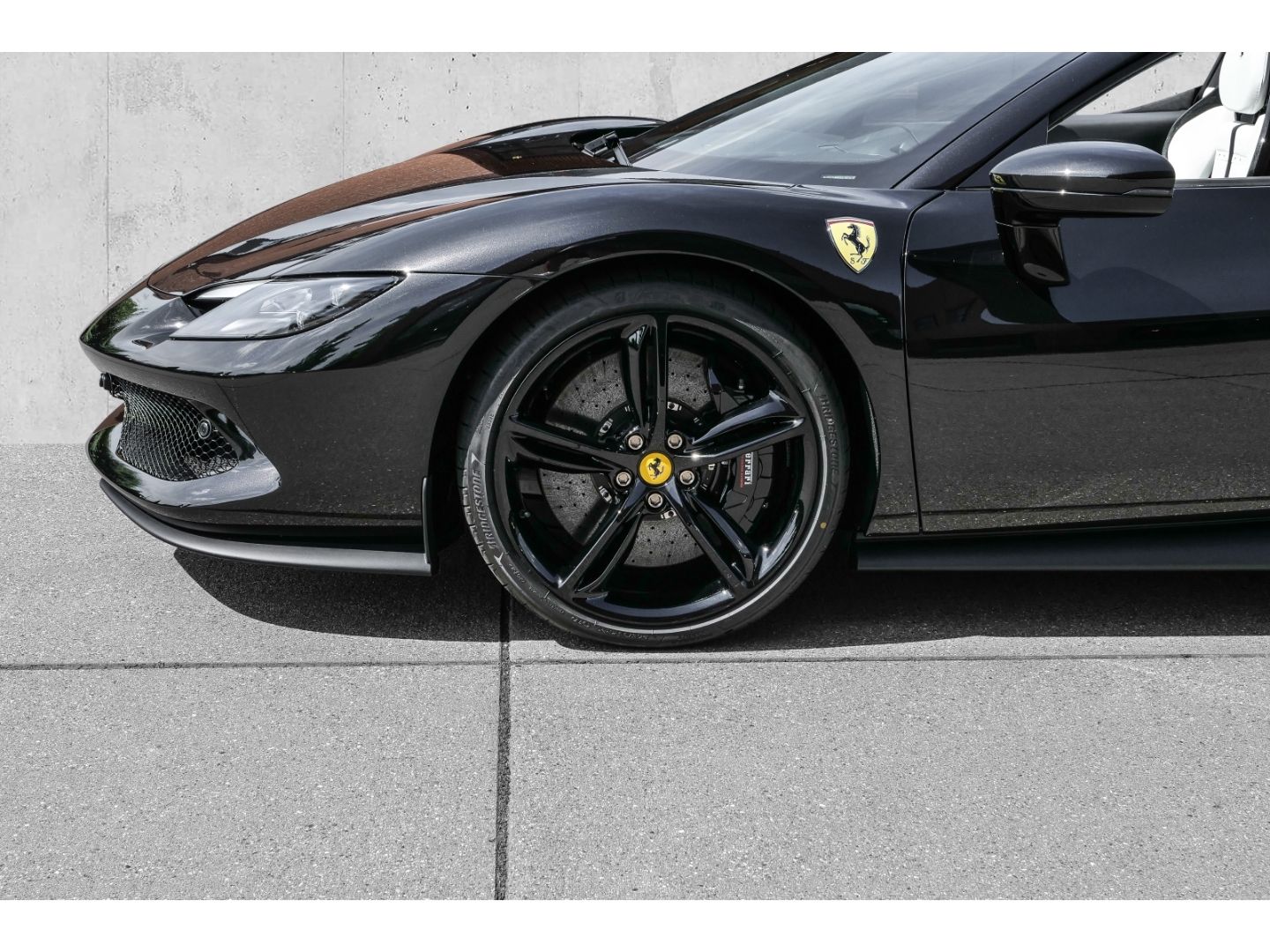 Ferrari 296 GTS - Samsaru's Car Outlet