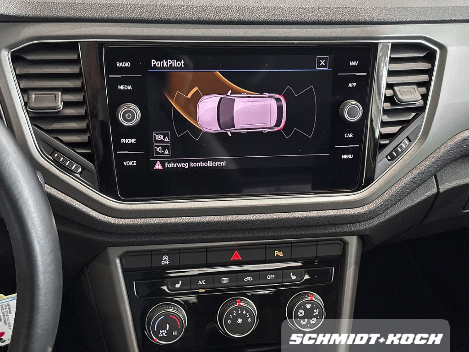 Volkswagen T-Roc Style 1.0 TSI - Samsaru's Car Outlet