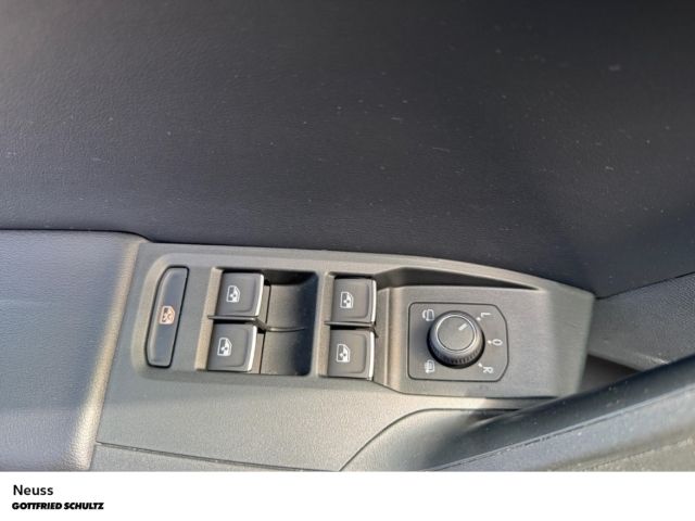 Seat Leon Sportstourer FR TDI DSG AHK NAVI EINPARKHIL