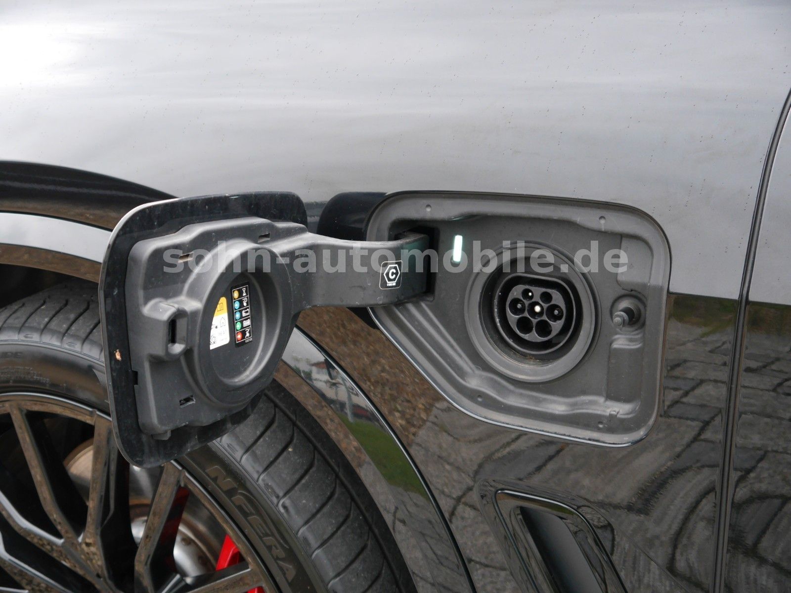 BMW X5 xDr 45e M-Sport 2xTV/Pano/Laser/Sitzklima/AHK