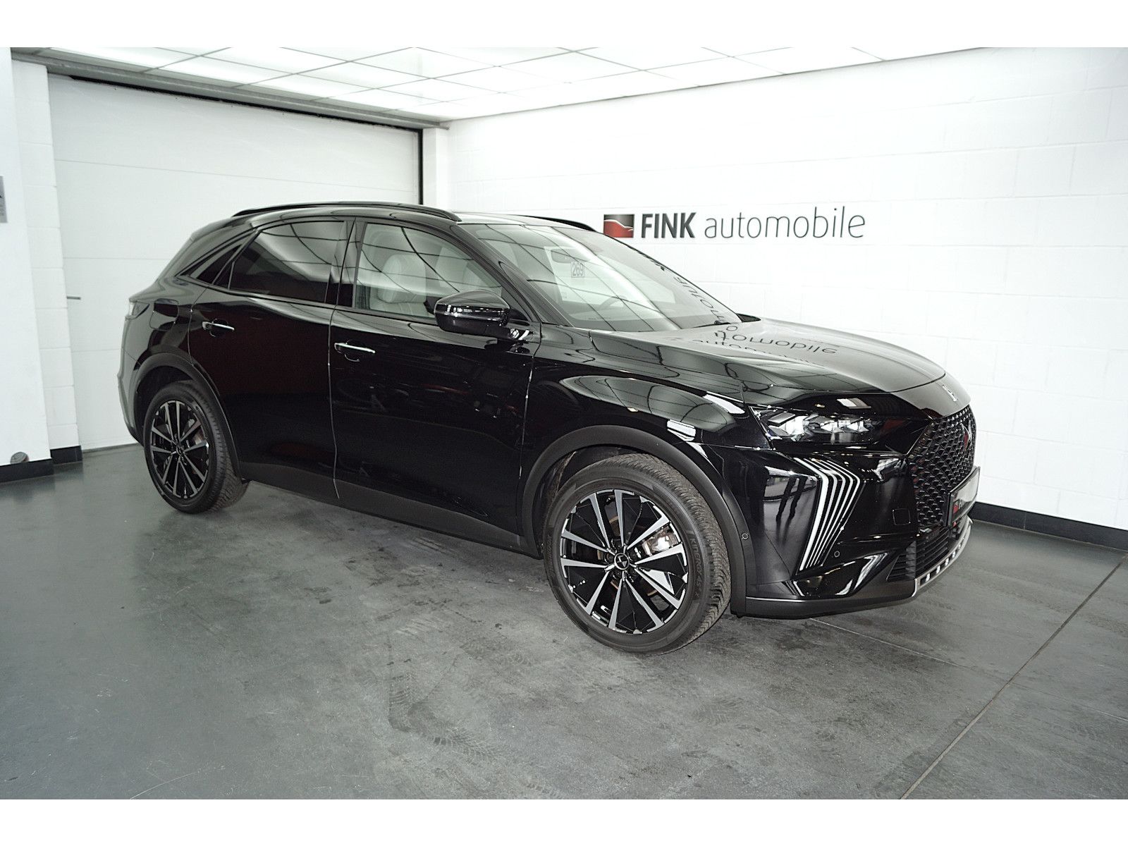 DS Automobiles DS7 Crossback 130 Blue Hdi EAT Opera DS IRIS