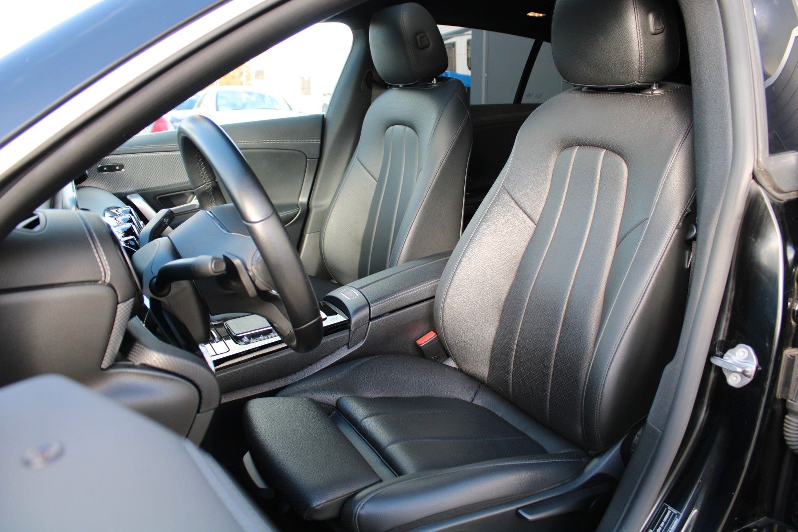Mercedes-Benz CLA 220d 4MATIC - Samsaru's Car Outlet