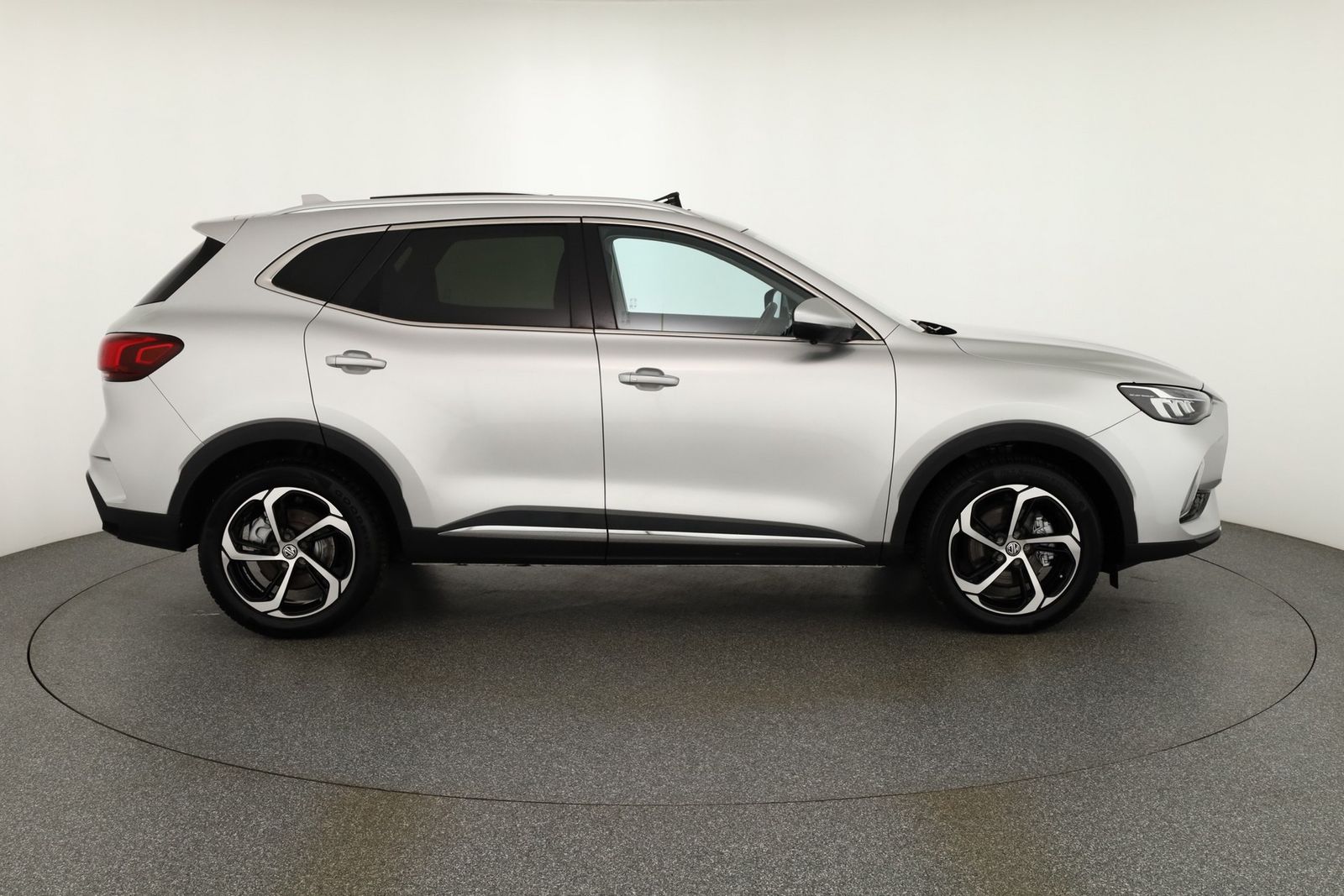 MG HS 1.5 T-GDI Luxury Aut. LED ACC Pano Navi