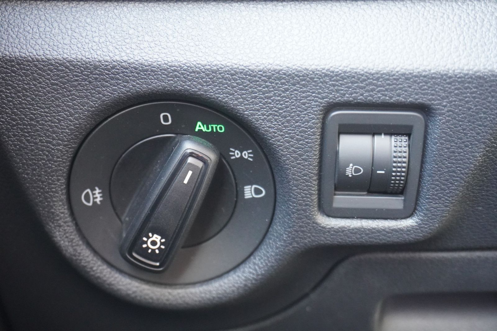 Skoda Kamiq 1.0 TSI Drive - Samsaru's Car Outlet