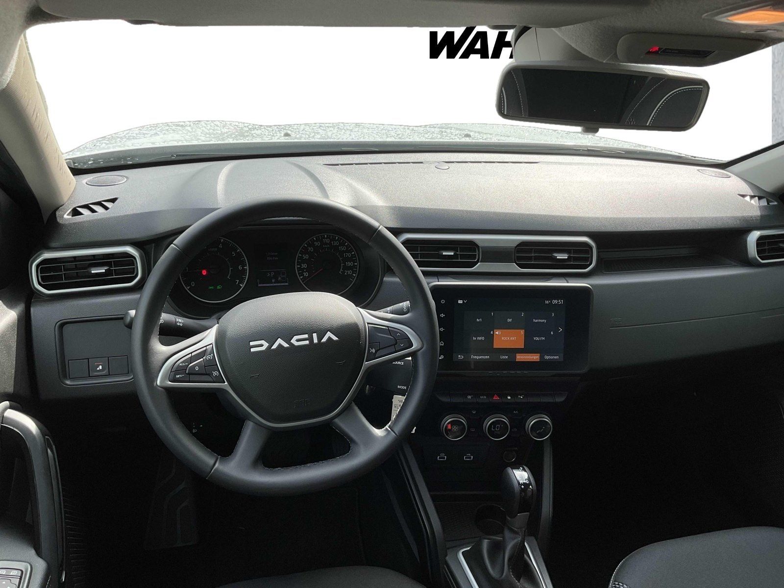 Dacia Duster Journey TCe 150 EDC - Samsaru's Car Outlet