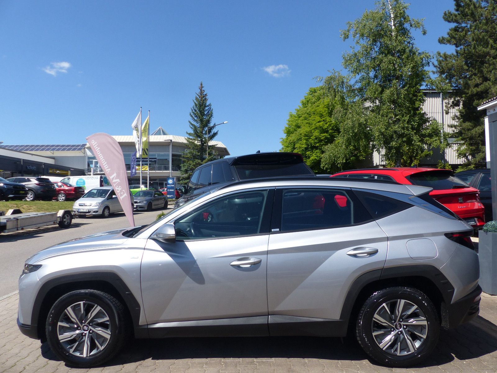 Hyundai Tucson Select 2WD - Samsaru's Car Outlet