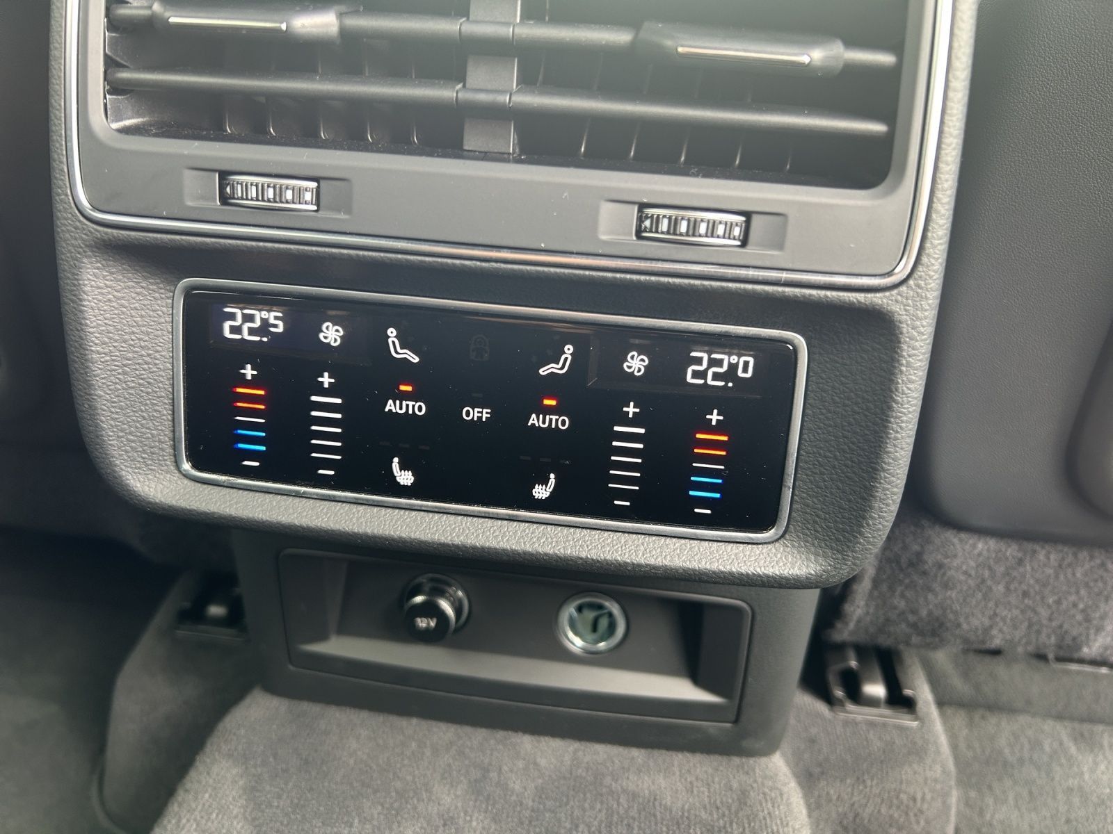 Audi Q7 50 TDI QUATTRO *7-SITZER*LUFT*PANO*AHK*HUD*