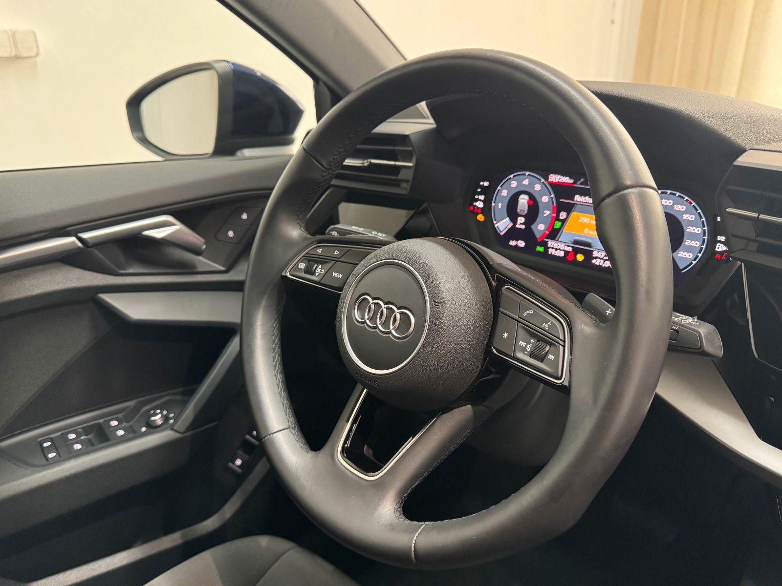 Audi A3 Sportback 40 TFSI e Virtual LED GRA Navi 17"