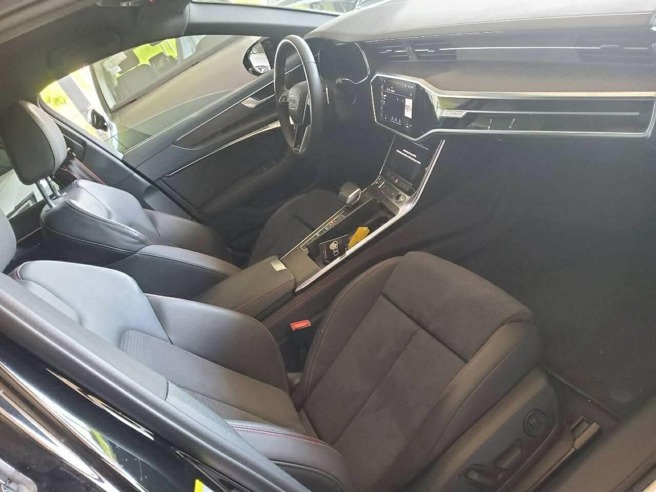 Audi A6 AVANT 45 TFSI Q ALL-BLACK - Samsaru's Car Outlet