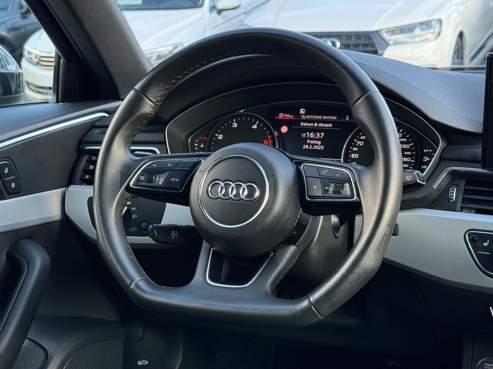 Audi A4 Av.40 TDI advanced S-Tr. - Samsaru's Car Outlet