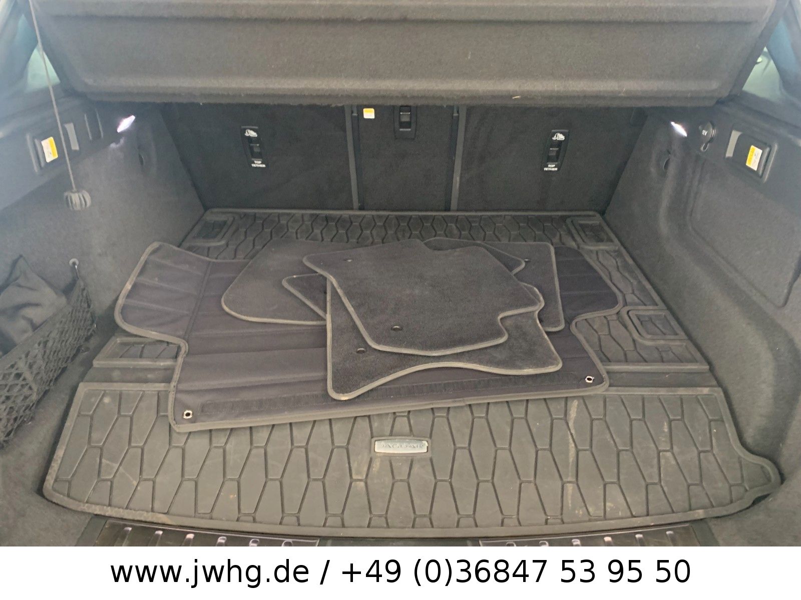 Jaguar F-PACE S AWD Hybrid LED 19" Navi Kamera FahrAss+