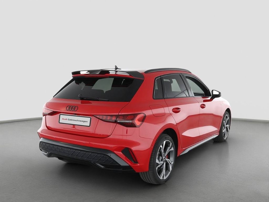 Audi A3 Sportback TFSI e S line HUD AHK Matrix Carbon