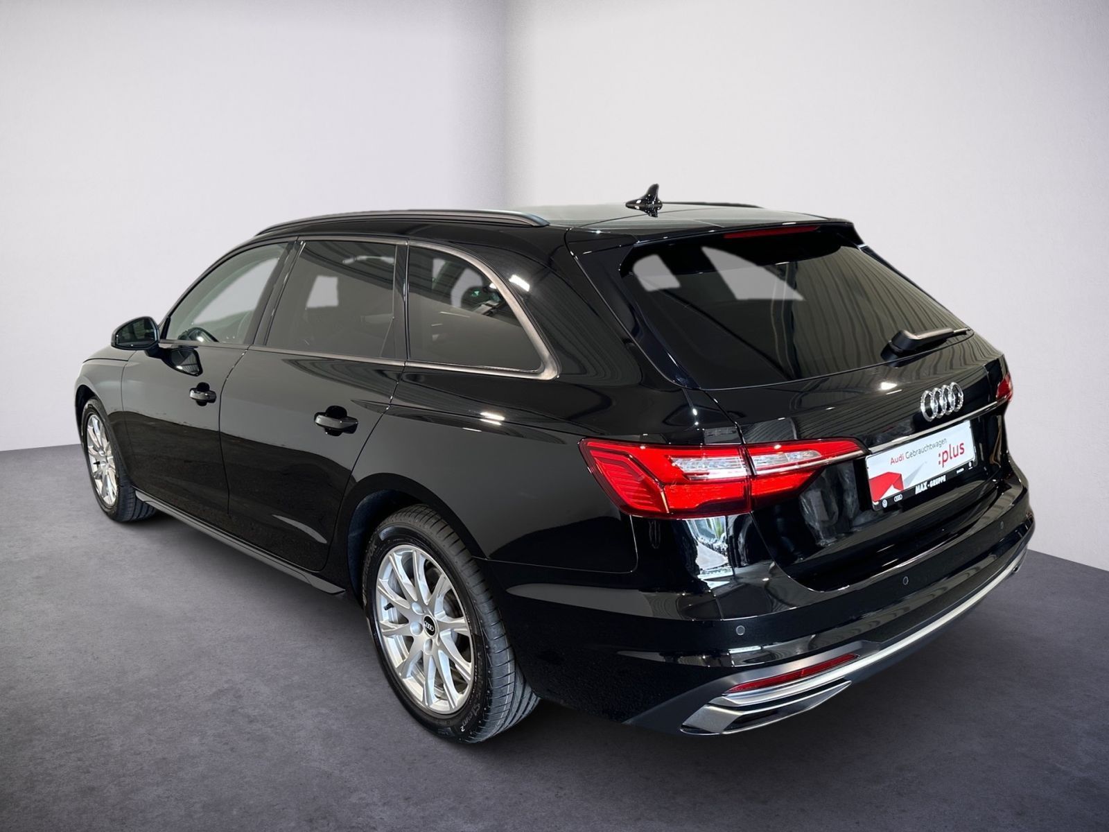 Audi A4 Avant 35 TDI ADVANCED S TRONIC - Samsaru's Car Outlet