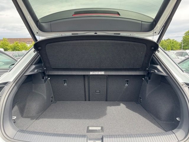 Volkswagen T-Roc 1.5 TSI DSG Sport R-Line - Samsaru's Car Outlet