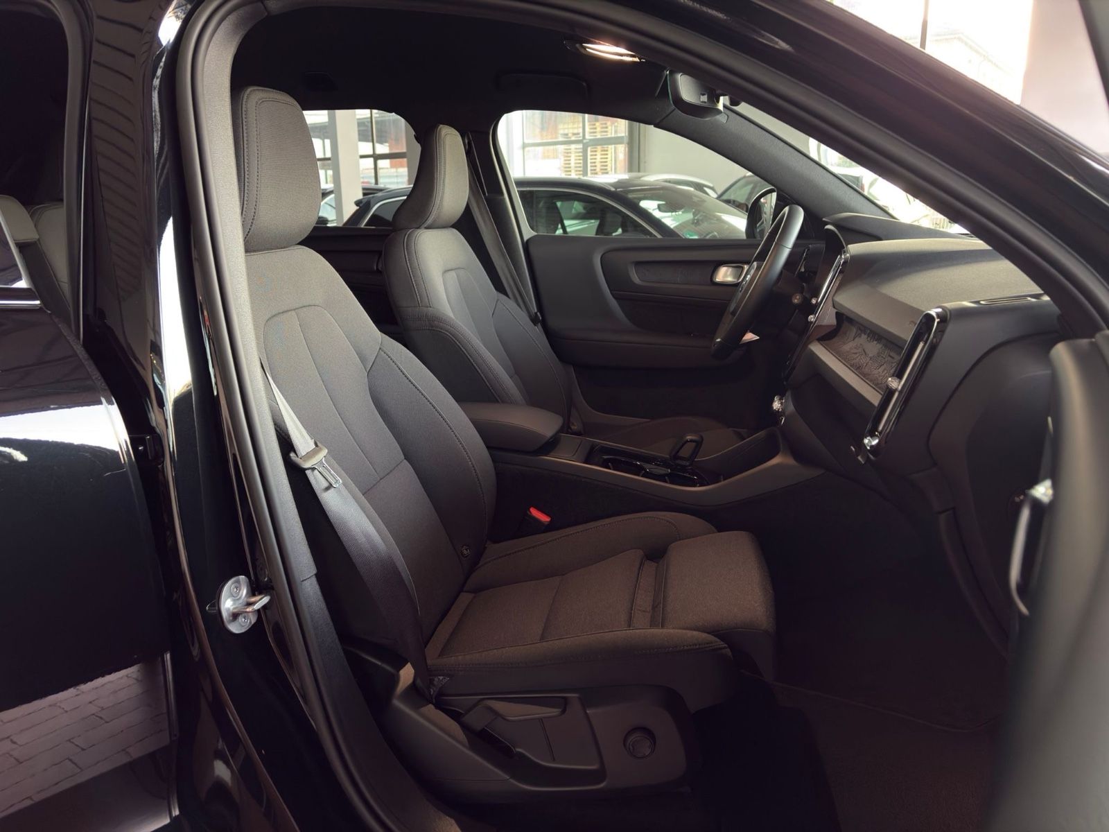 Volvo XC 40 XC40 Core Recharge Pure Electric 2WD