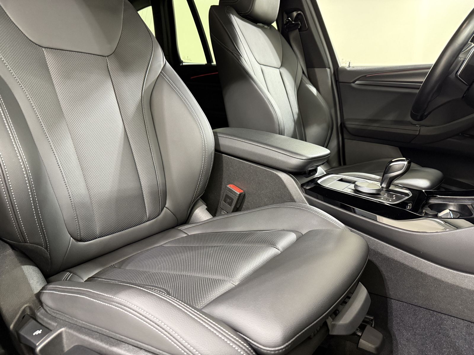 BMW X3 xDrive30d M Sportpaket - Samsaru's Car Outlet