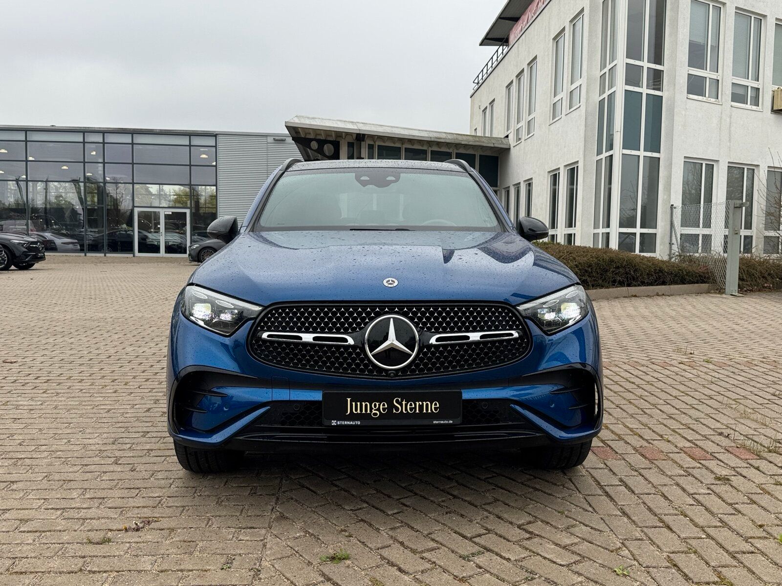 Mercedes-Benz GLC 300 d 4M AMG Advanced AHK PanoDach DigiLight