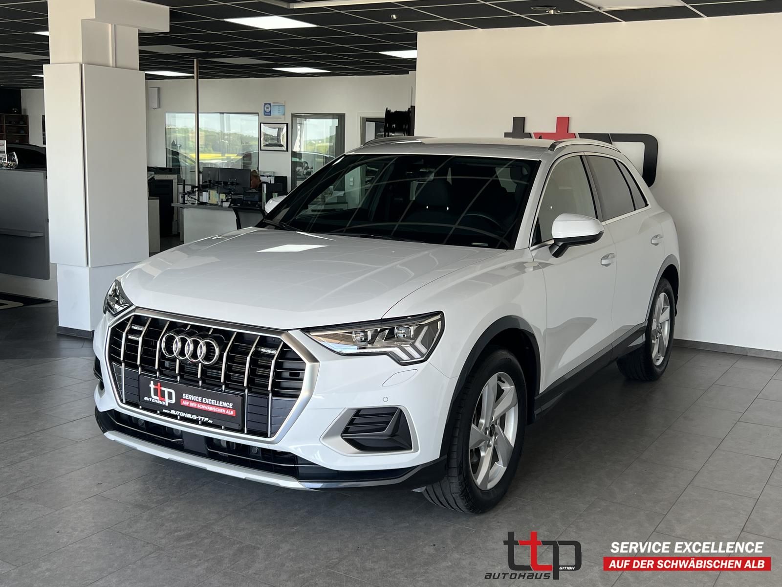 Audi Q3 40 TDI quattro - Samsaru's Car Outlet